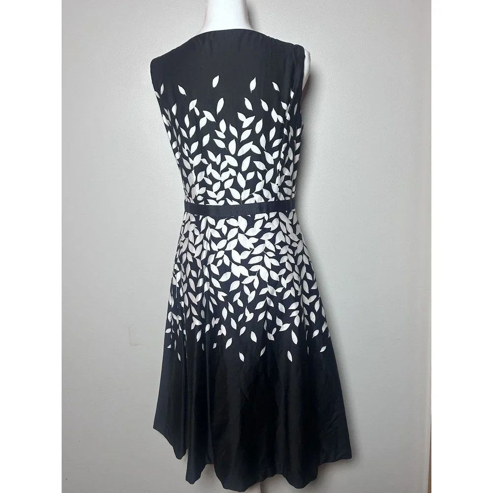 Talbots Dress 6 Black White Leaf Print Fit Flare Cotton Lined Sleeveless Zip - Picture 5 of 11